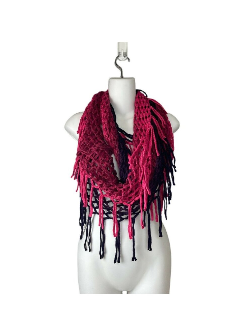 Infinity Scarf Women’s Crochet Knit Pink & Black Fringe Ombre Pre-Owned